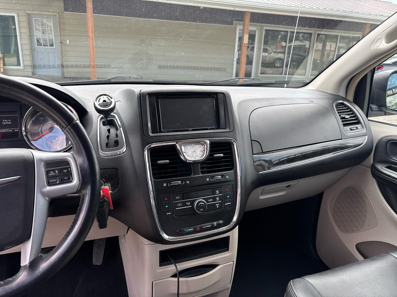 Chrysler Town & Country 4dr Wgn Touring 2014