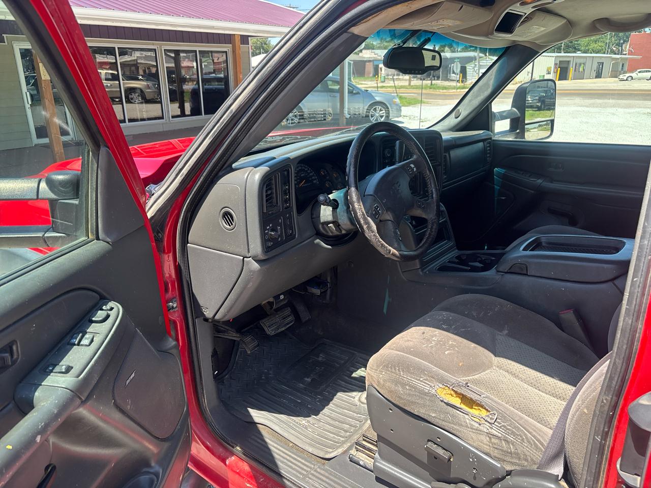 Chevrolet Silverado 2500HD Ext Cab 143.5" WB 4WD LT2 2006