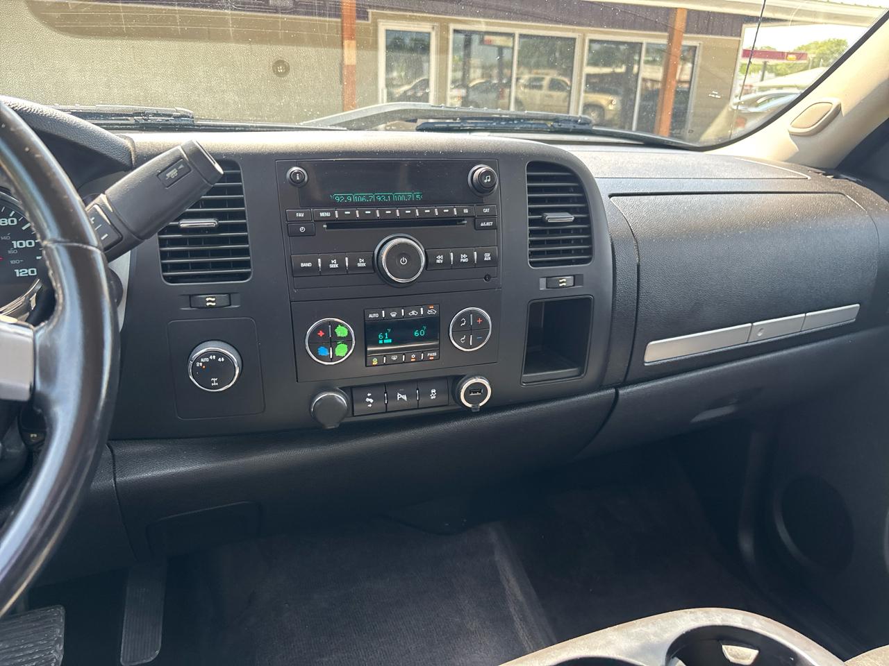 Chevrolet Silverado 1500 4WD Crew Cab 143.5" LT 2013