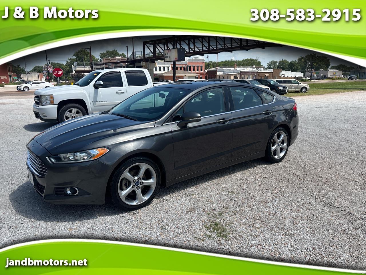 2015 Ford Fusion 4dr Sdn SE FWD