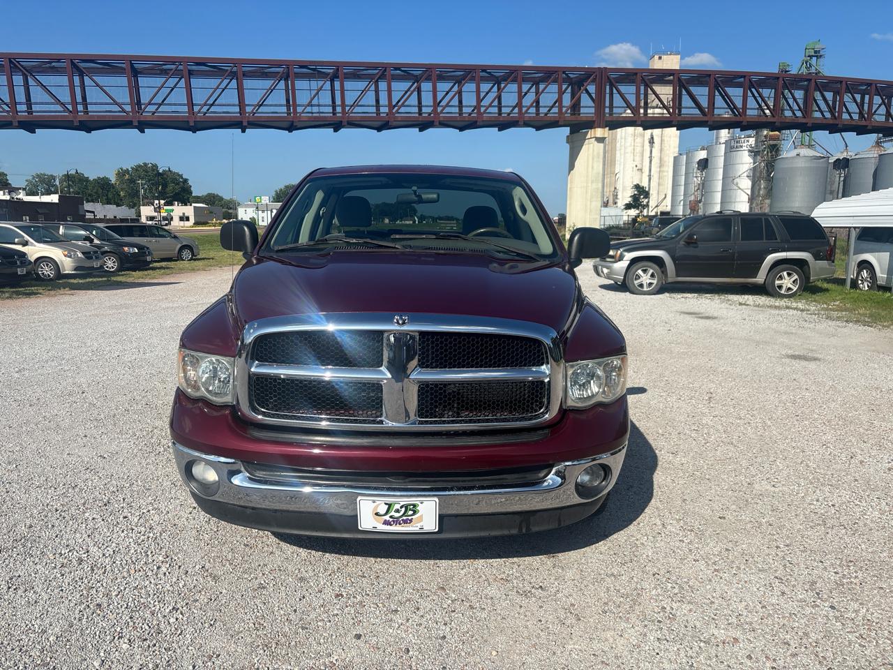 Dodge Ram 1500 4dr Quad Cab 140.5" WB SLT 2003