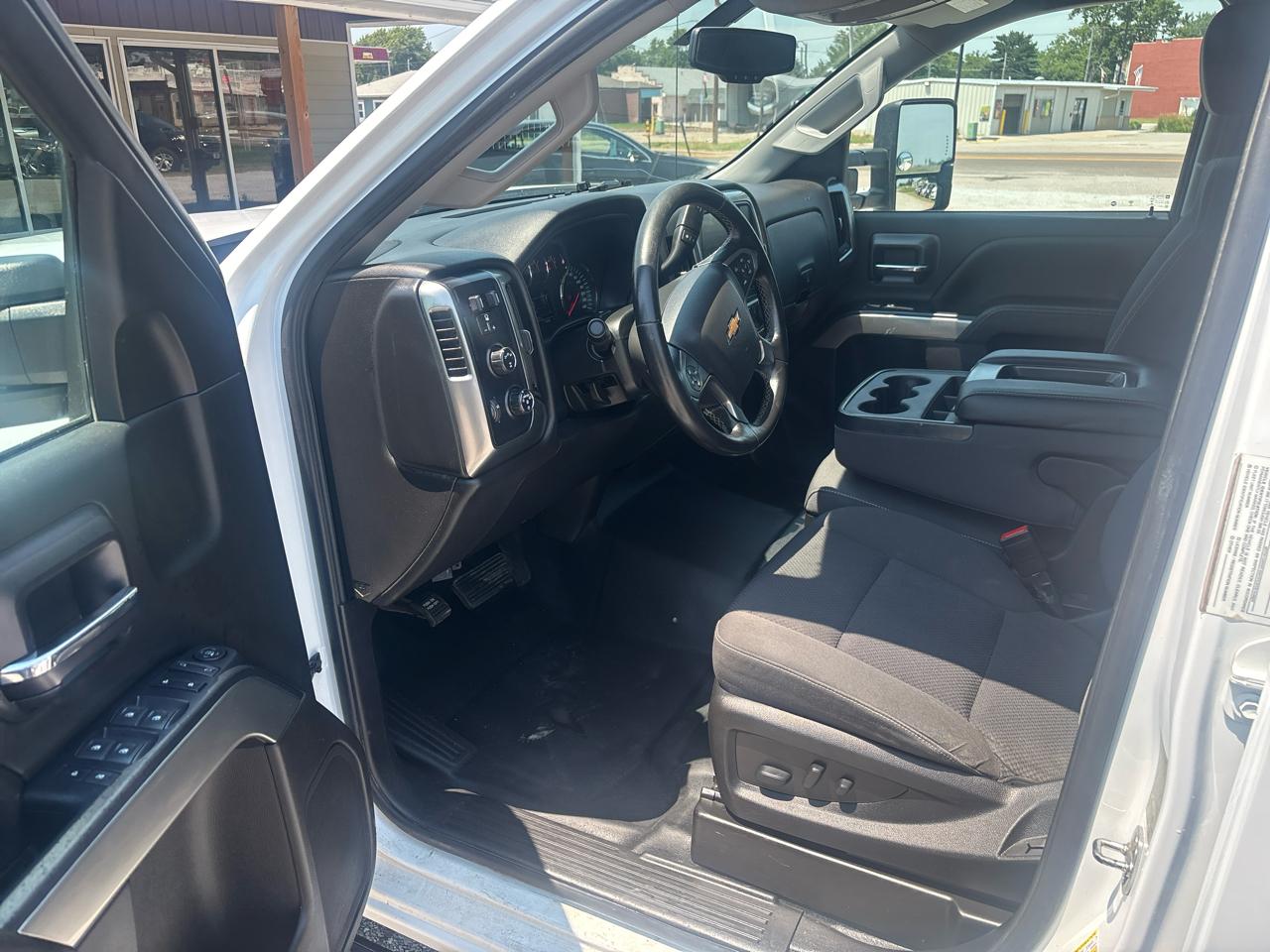Chevrolet Silverado 2500HD 4WD Double Cab 144.2" LT 2019
