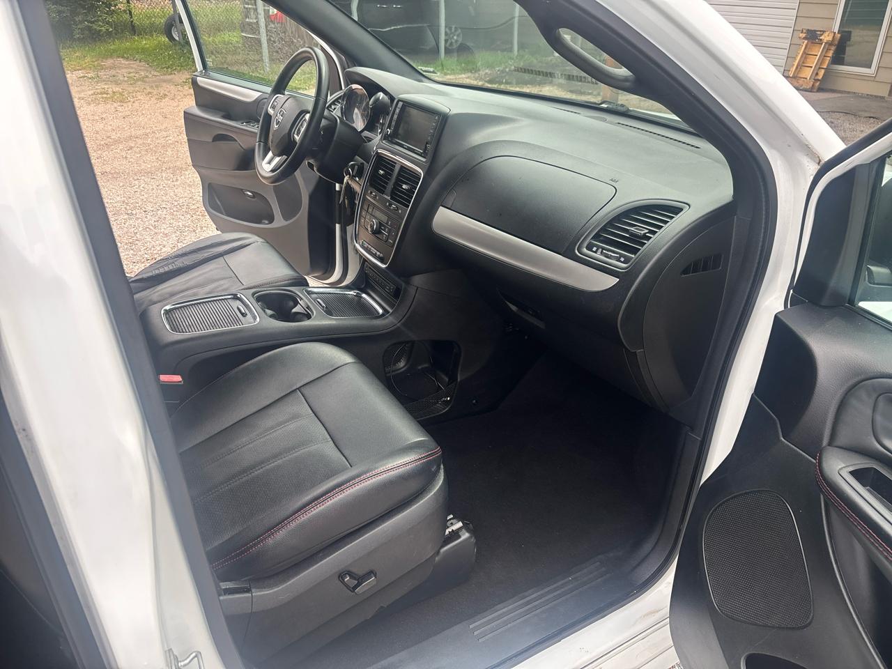 Dodge Grand Caravan 4dr Wgn R/T 2016