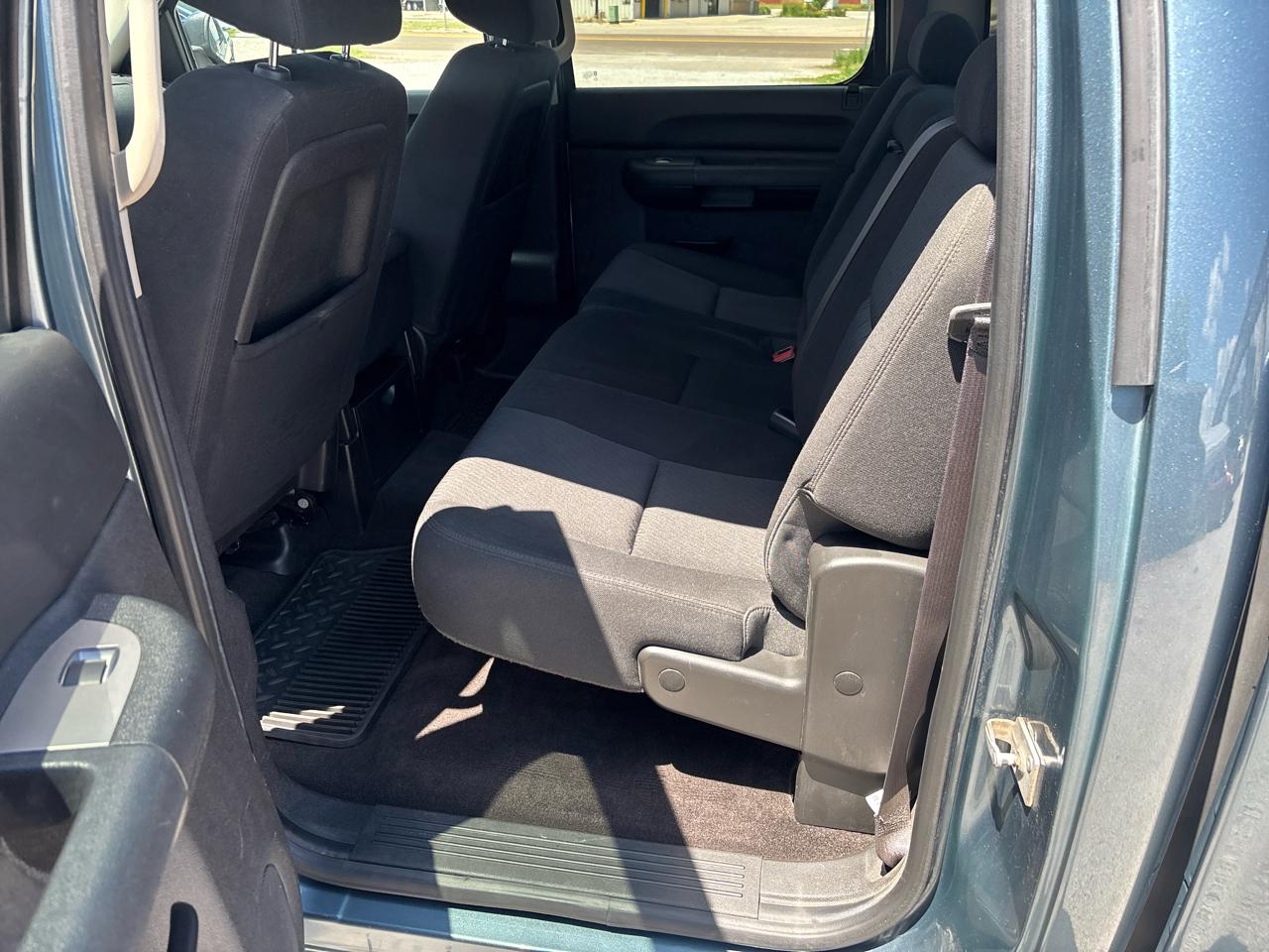 Chevrolet Silverado 1500 4WD Crew Cab 143.5" LT 2013