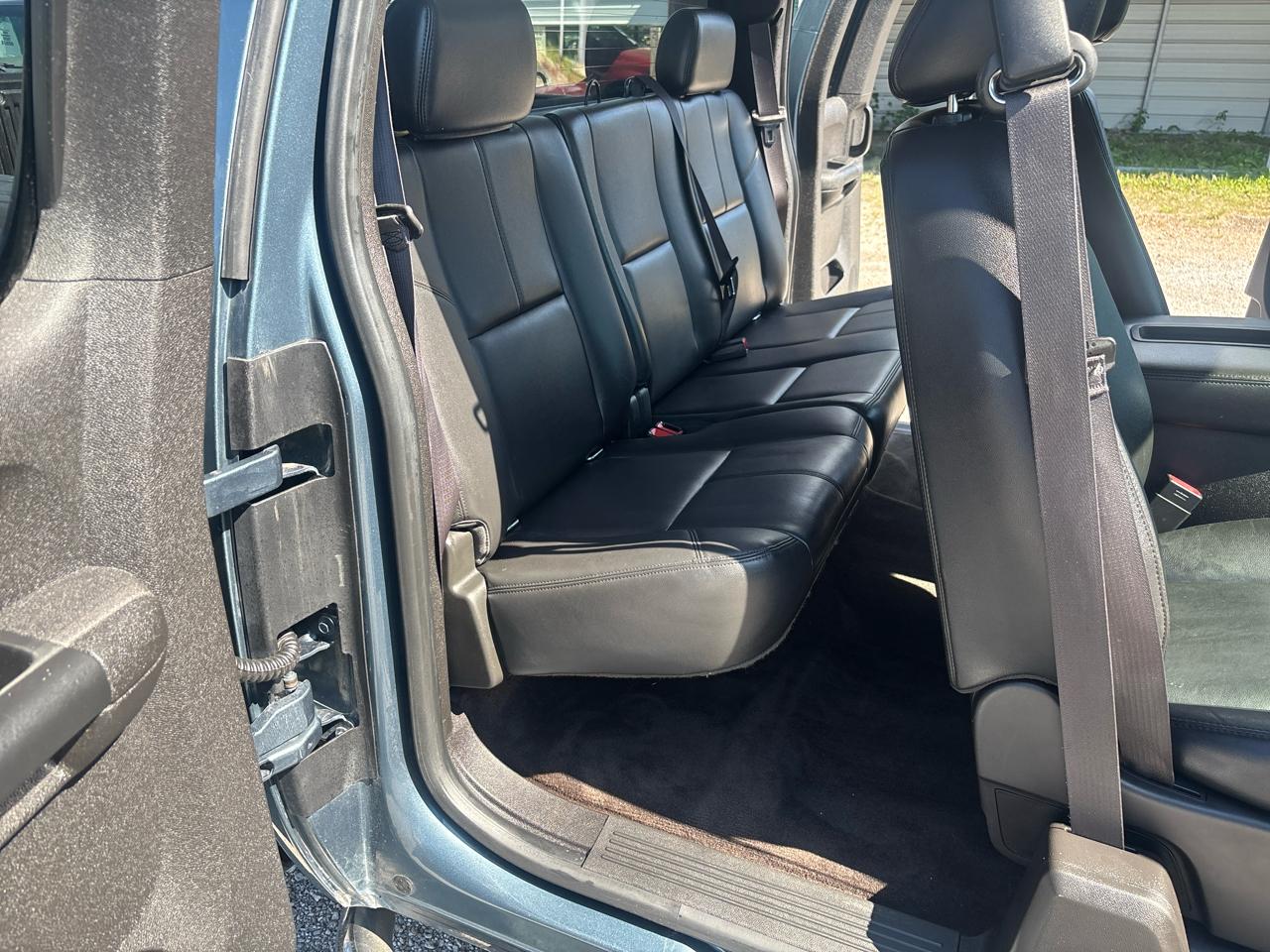Chevrolet Silverado 1500 4WD Ext Cab 143.5" LTZ 2013