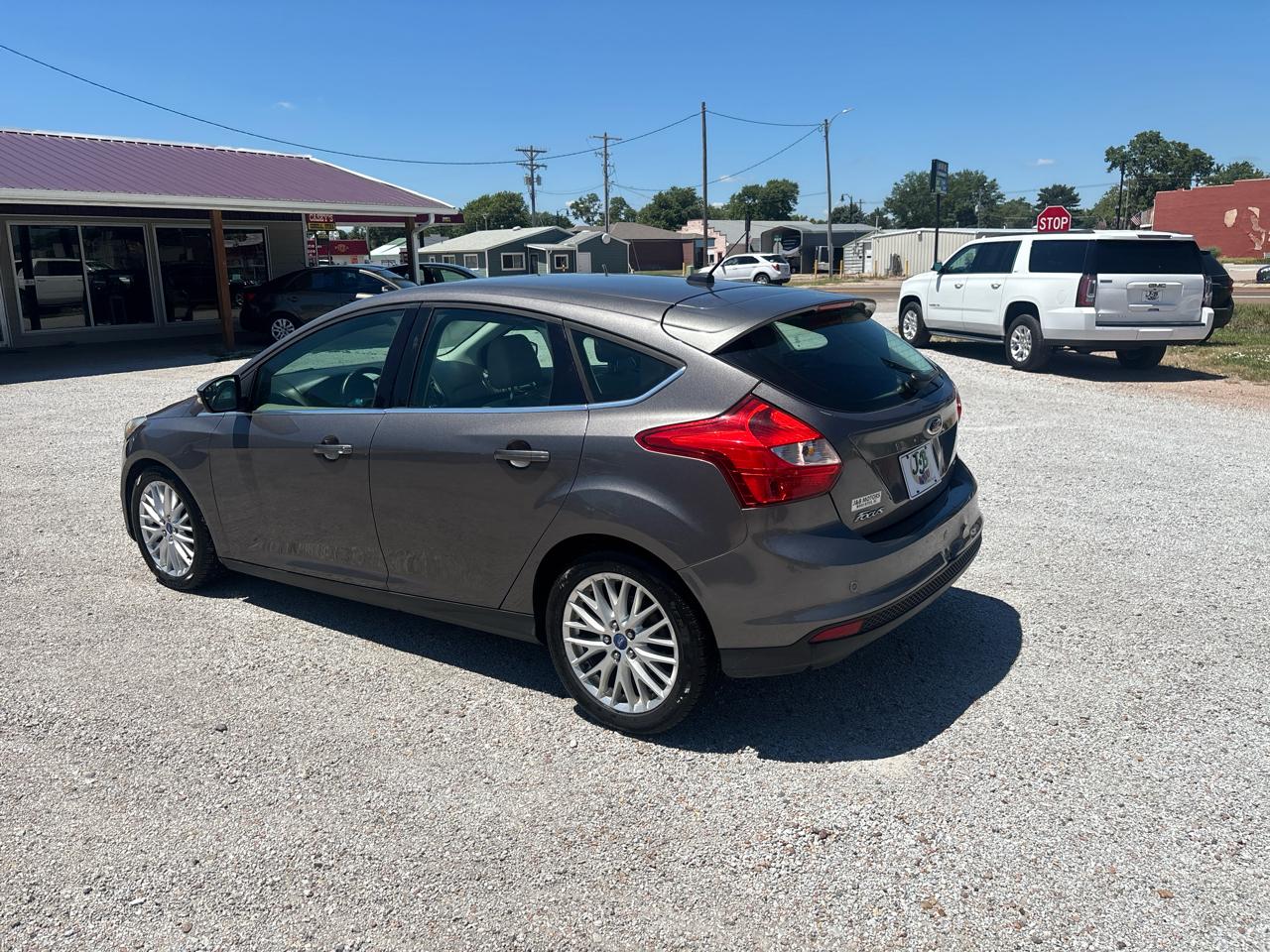 Ford Focus 5dr HB SEL 2012