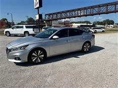 2019 Nissan Altima 
