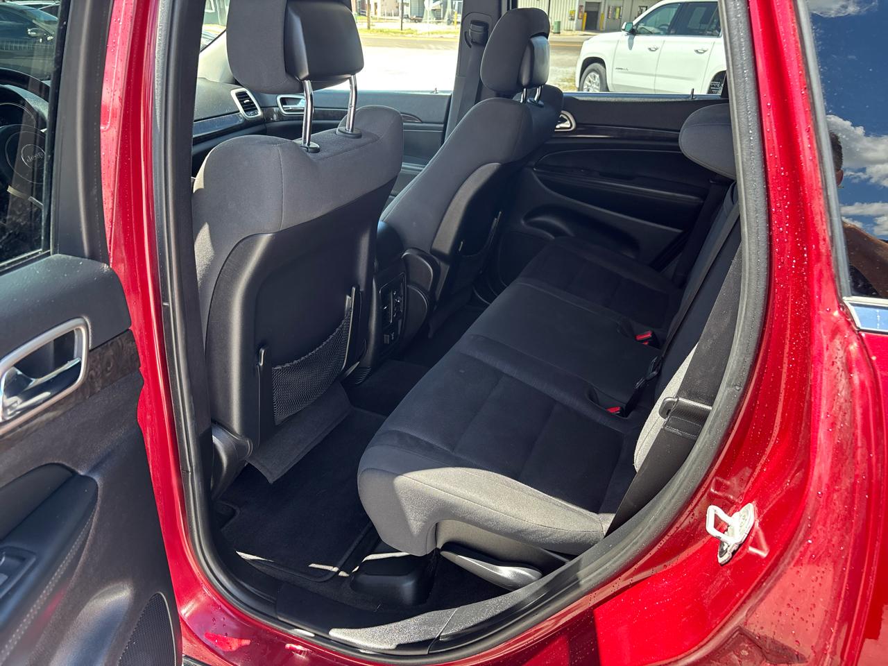 Jeep Grand Cherokee 4WD 4dr Laredo 2013
