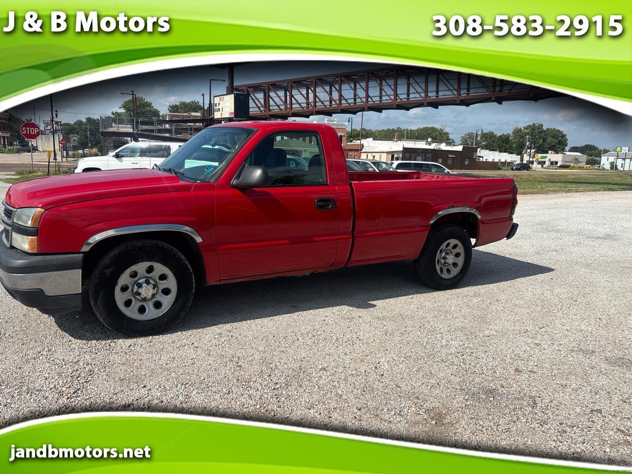 2006 Chevrolet Silverado 1500 2WD Reg Cab 133.0" Work Truck