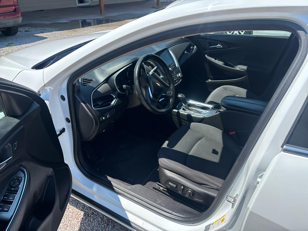 Chevrolet Malibu 4dr Sdn LT w/1LT 2016