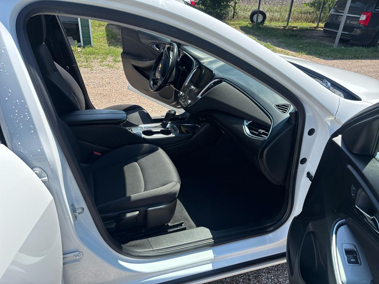Chevrolet Malibu 4dr Sdn LT w/1LT 2016