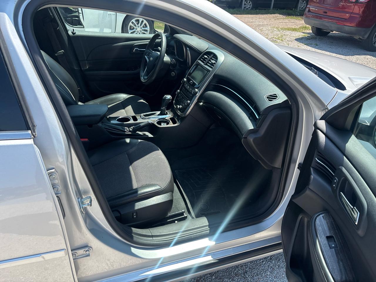 Chevrolet Malibu 4dr Sdn LT w/1LT 2015