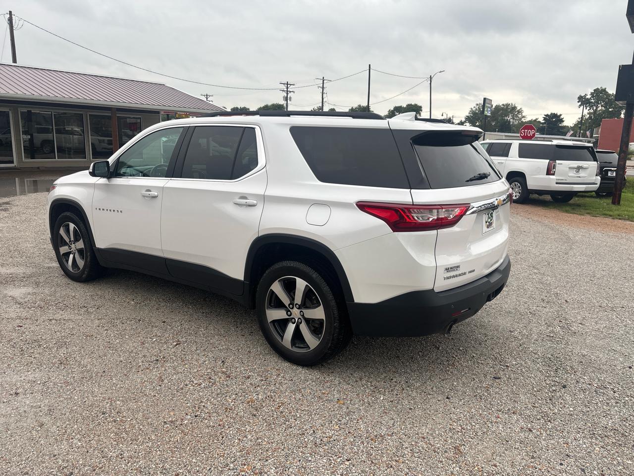 Chevrolet Traverse AWD 4dr LT Leather 2021