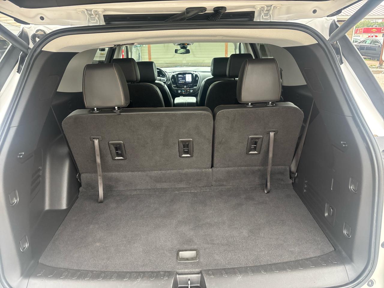 Chevrolet Traverse AWD 4dr LT Leather 2021