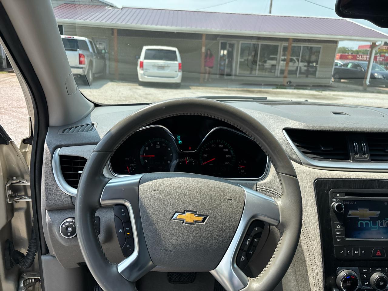 Chevrolet Traverse AWD 4dr LT w/2LT 2015