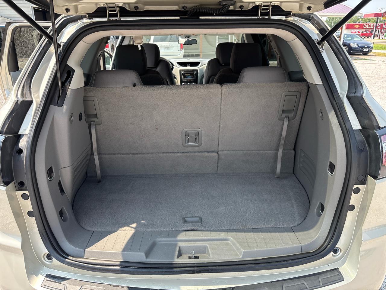 Chevrolet Traverse AWD 4dr LT w/2LT 2015