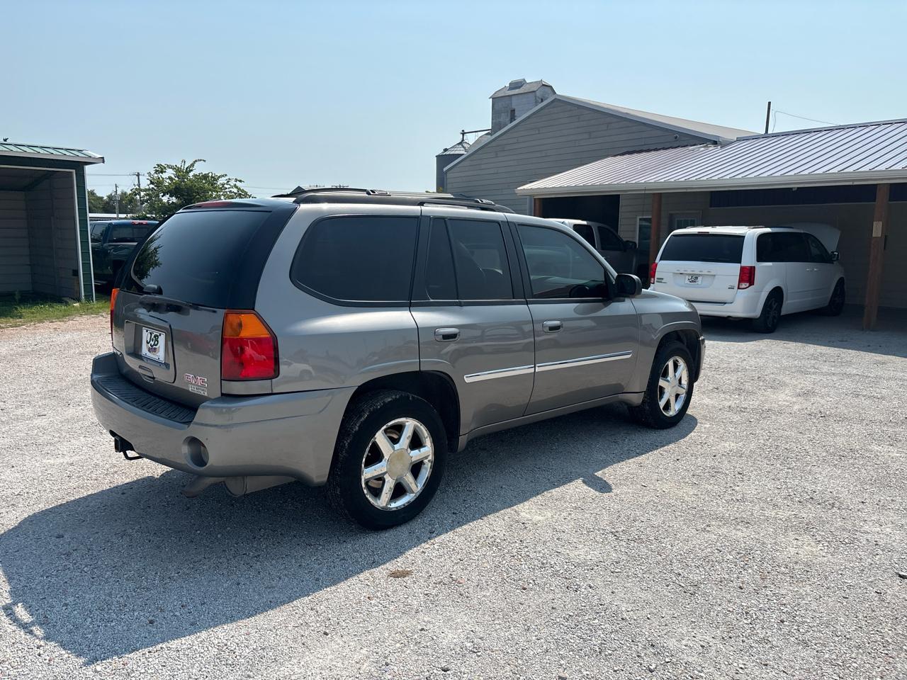 GMC Envoy 4WD 4dr SLT 2008