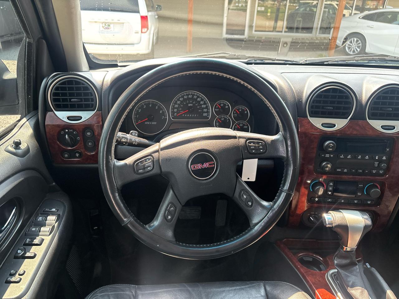 GMC Envoy 4WD 4dr SLT 2008