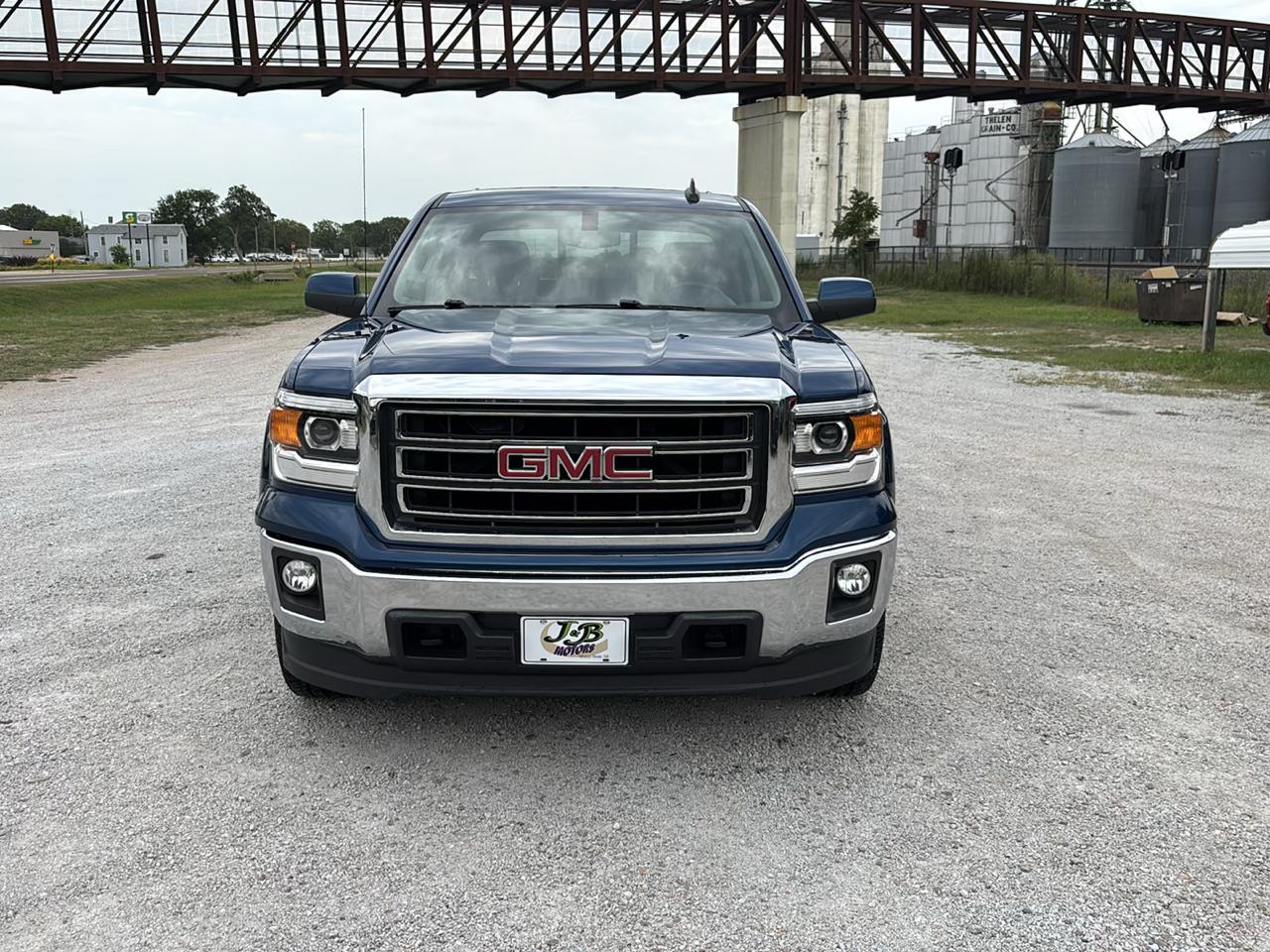 GMC Sierra 1500 4WD Crew Cab 153.0" SLE 2015