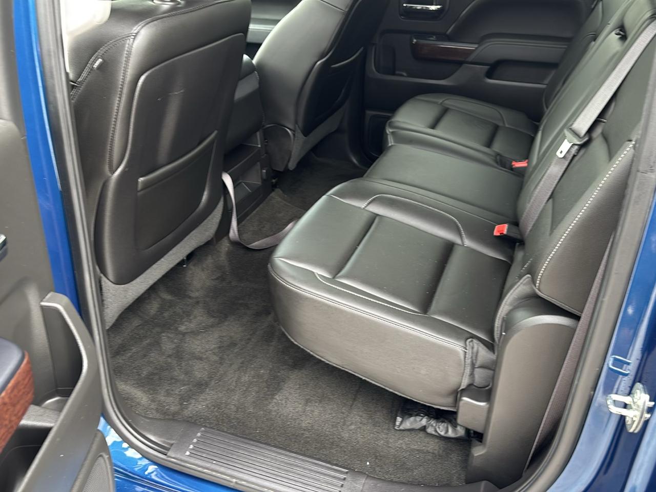 GMC Sierra 1500 4WD Crew Cab 153.0" SLE 2015