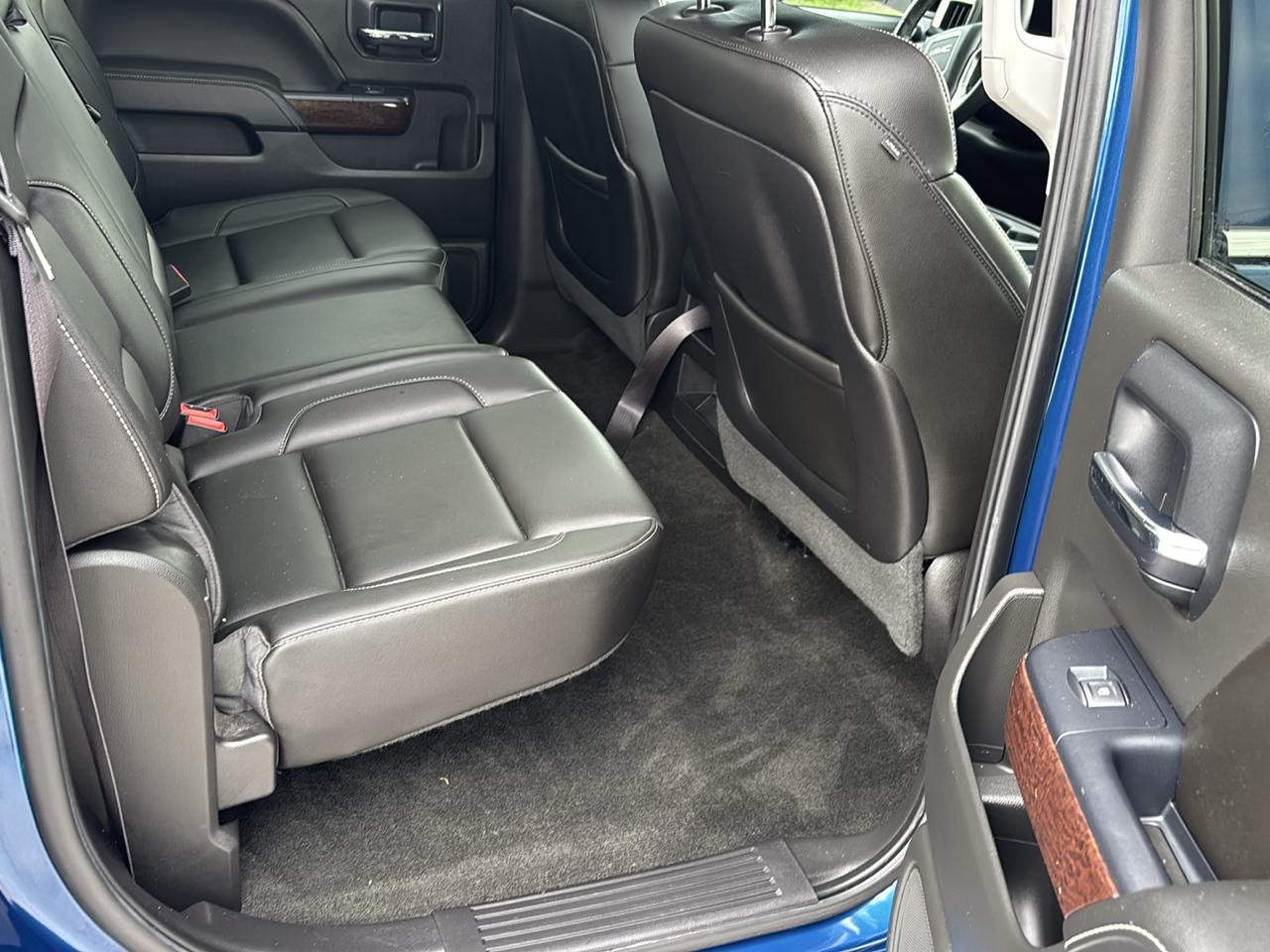 GMC Sierra 1500 4WD Crew Cab 153.0" SLE 2015