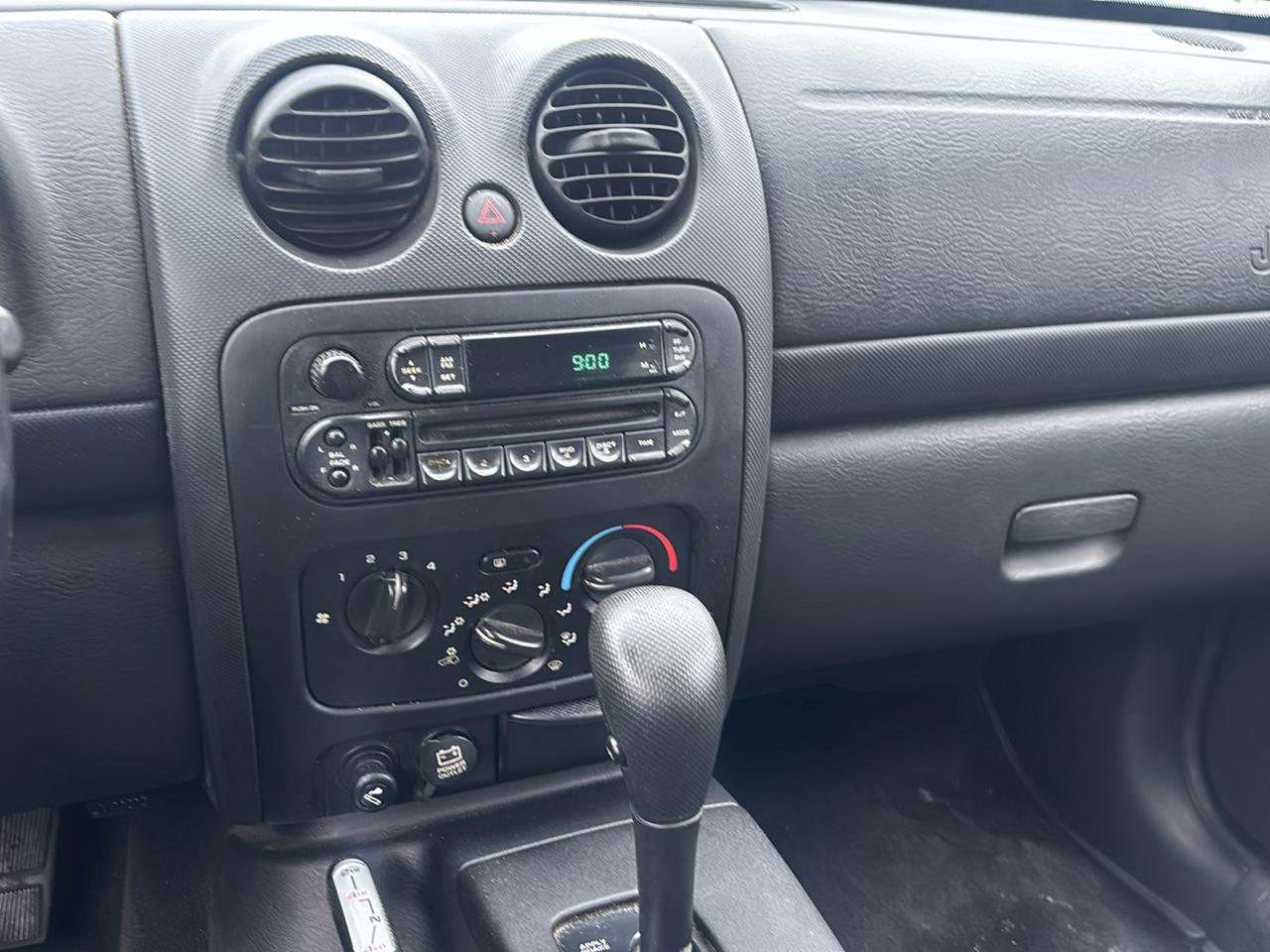 Jeep Liberty 4dr Sport 4WD 2002