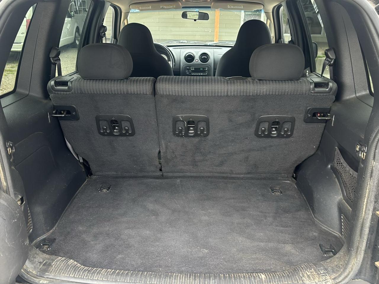 Jeep Liberty 4dr Sport 4WD 2002