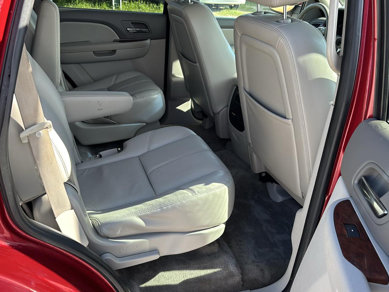 Chevrolet Tahoe 4WD 4dr 1500 LT 2012