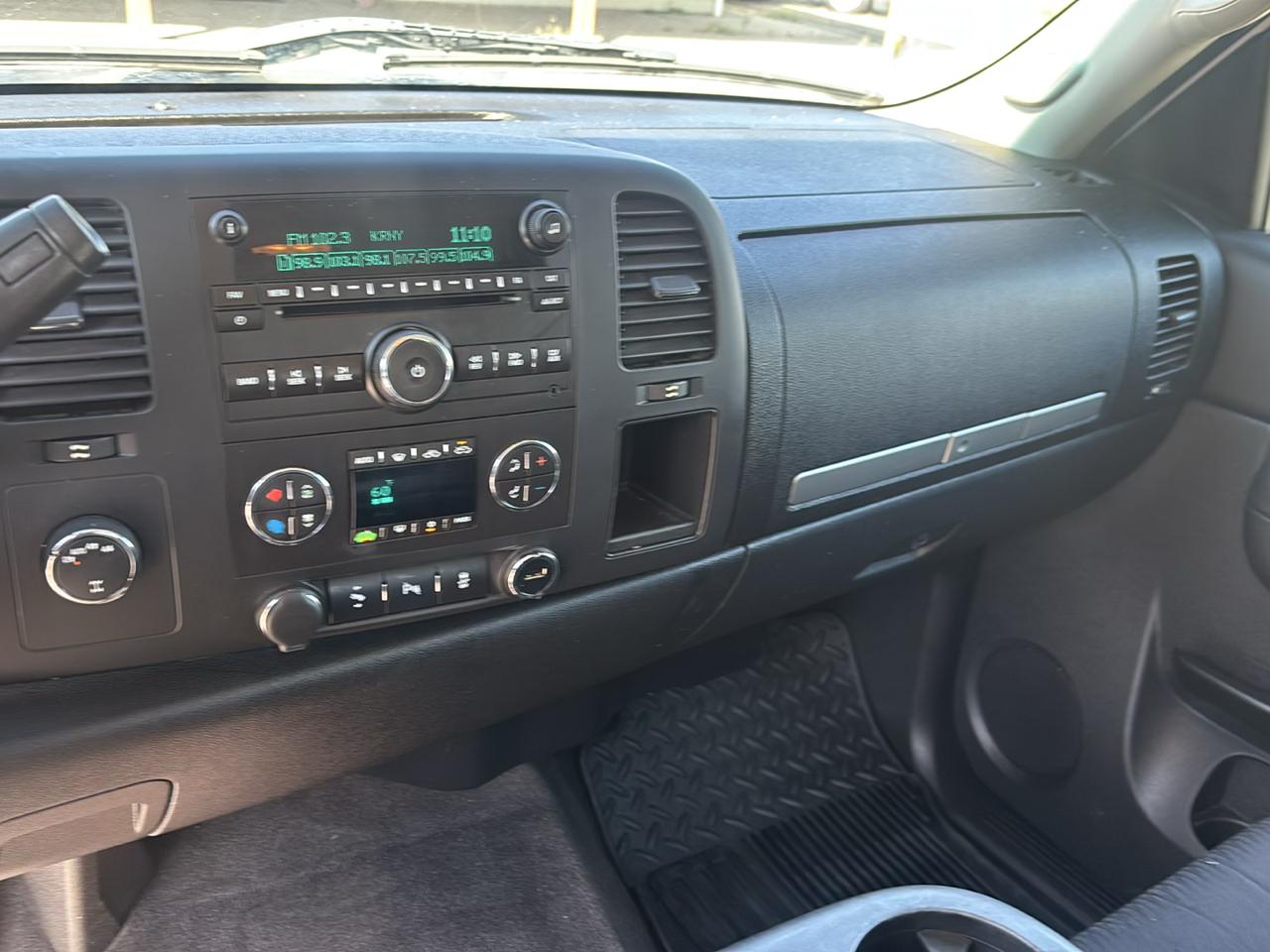 Chevrolet Silverado 1500 4WD Ext Cab 143.5" LT 2012