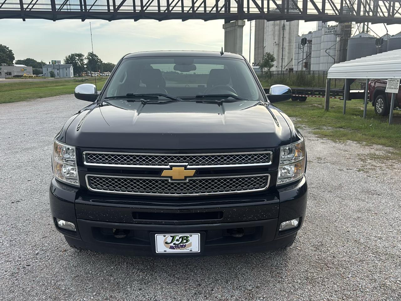 Chevrolet Silverado 1500 4WD Ext Cab 143.5" LTZ 2013