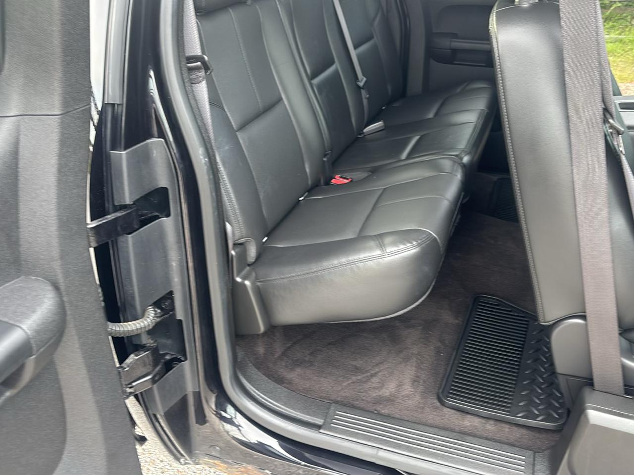 Chevrolet Silverado 1500 4WD Ext Cab 143.5" LTZ 2013