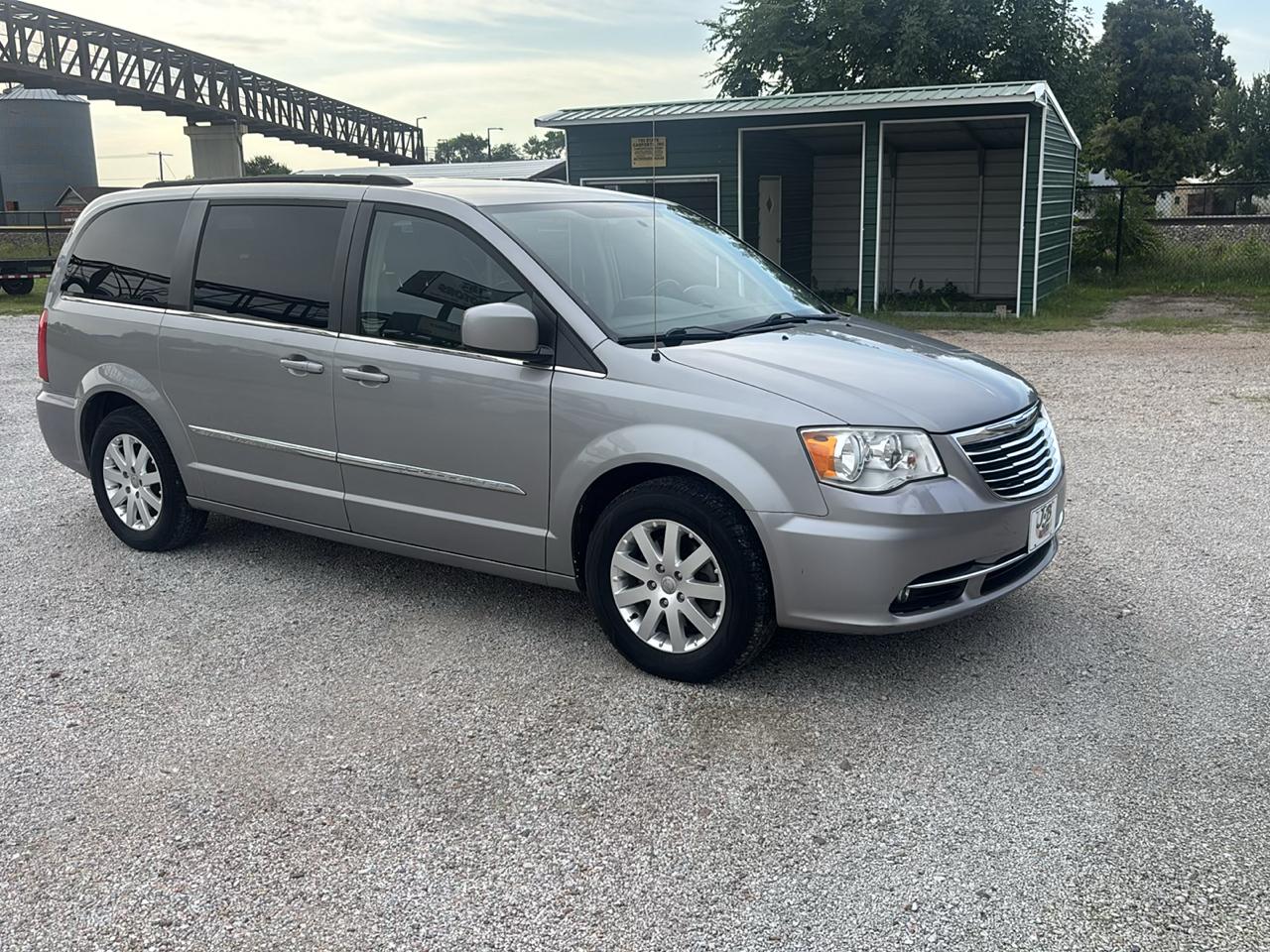 Chrysler Town & Country 4dr Wgn Touring 2016