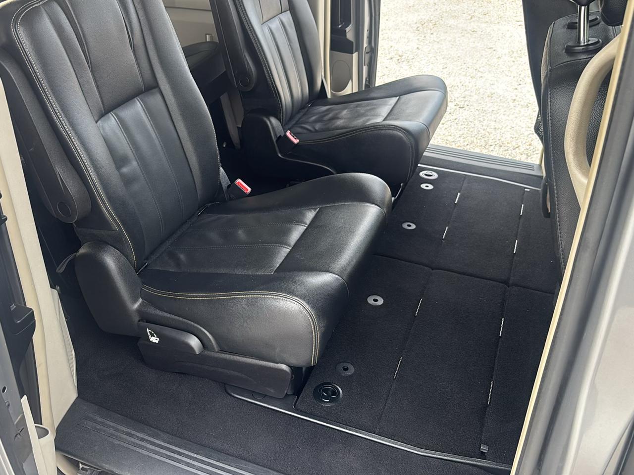 Chrysler Town & Country 4dr Wgn Touring 2016