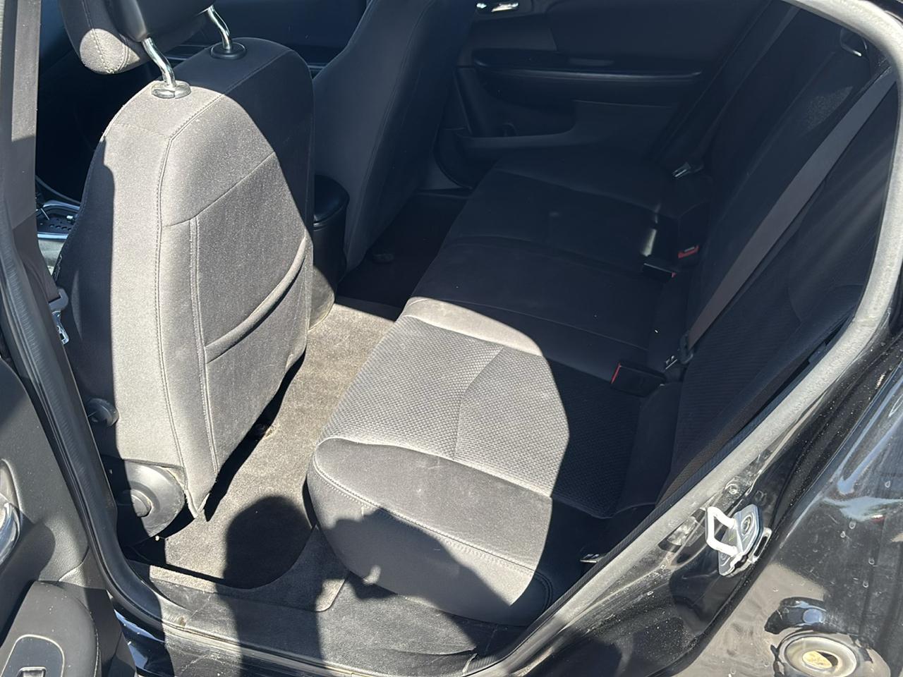 Chrysler 200 4dr Sdn LX 2013