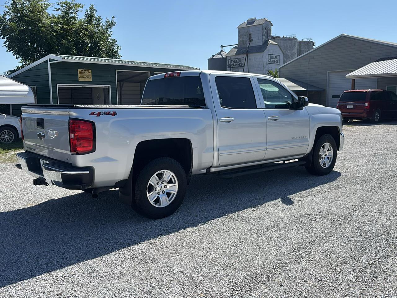 Chevrolet Silverado 1500 4WD Crew Cab 143.5" LT w/1LT 2018