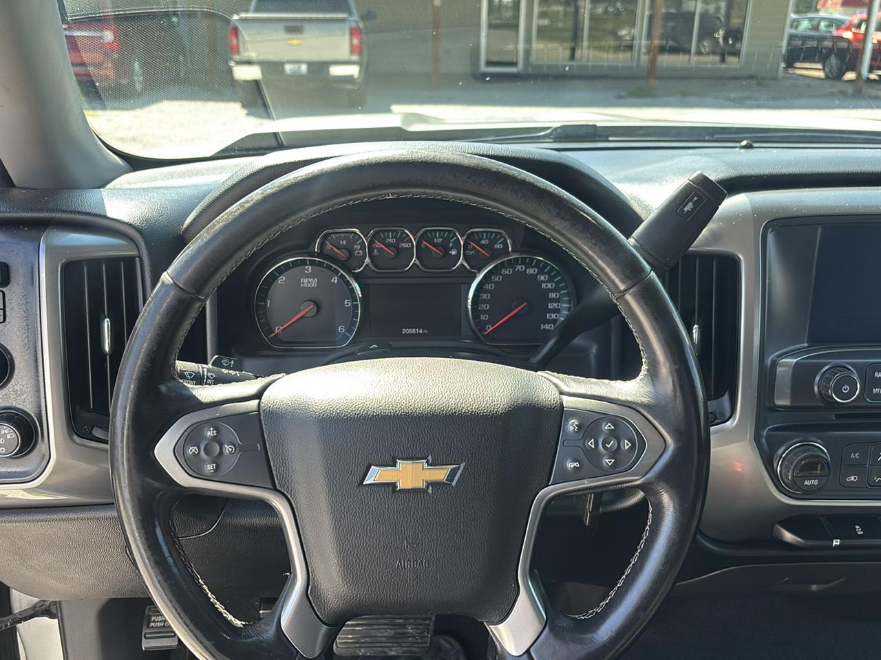 Chevrolet Silverado 1500 4WD Crew Cab 143.5" LT w/1LT 2018