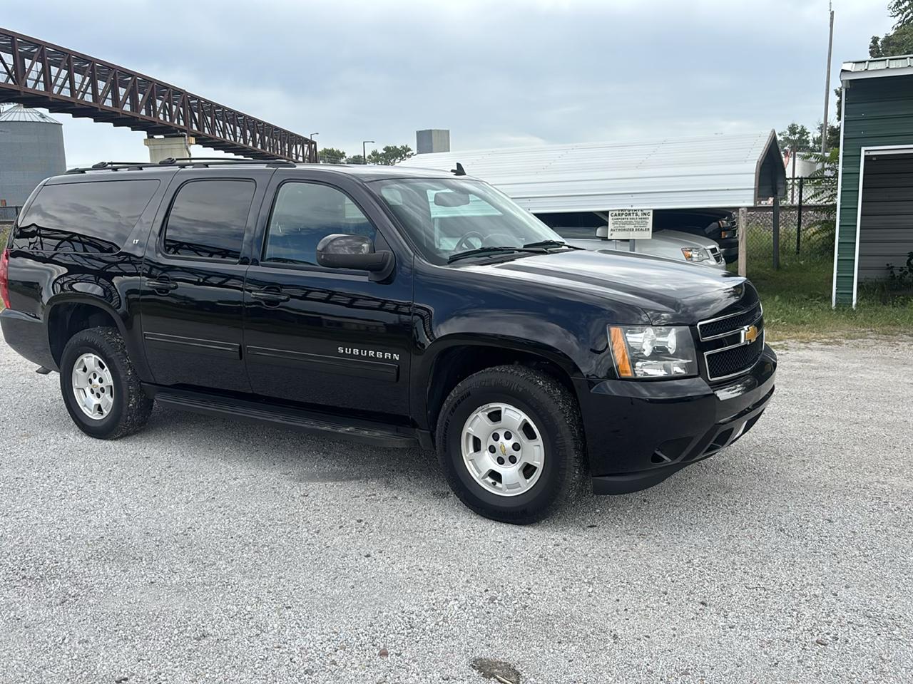 Chevrolet Suburban 4WD 4dr LT 2014