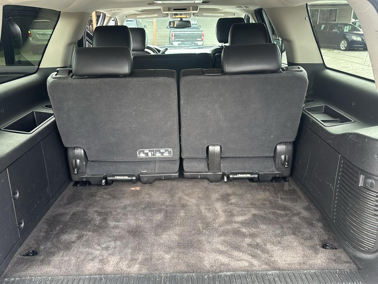 Chevrolet Suburban 4WD 4dr LT 2014