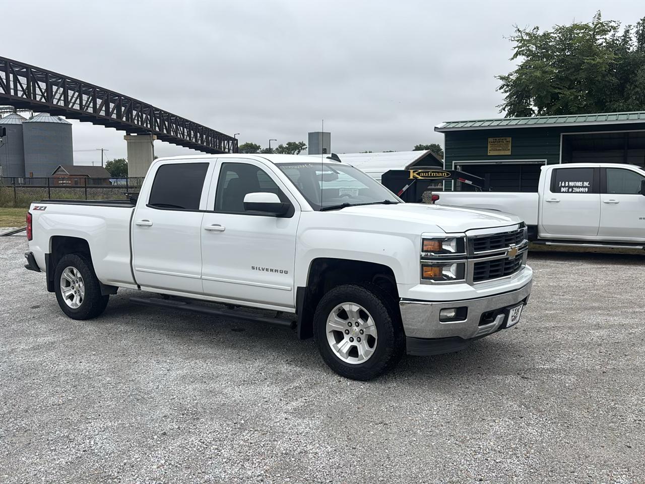 Chevrolet Silverado 1500 4WD Crew Cab 153.0" LT w/2LT 2015