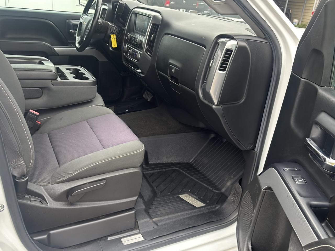 Chevrolet Silverado 1500 4WD Crew Cab 153.0" LT w/2LT 2015