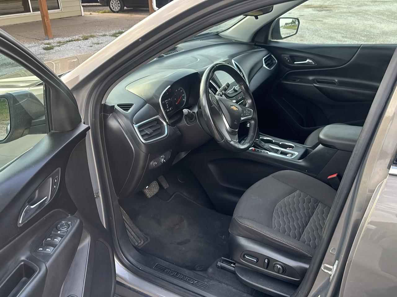 Chevrolet Equinox AWD 4dr LT w/1LT 2018