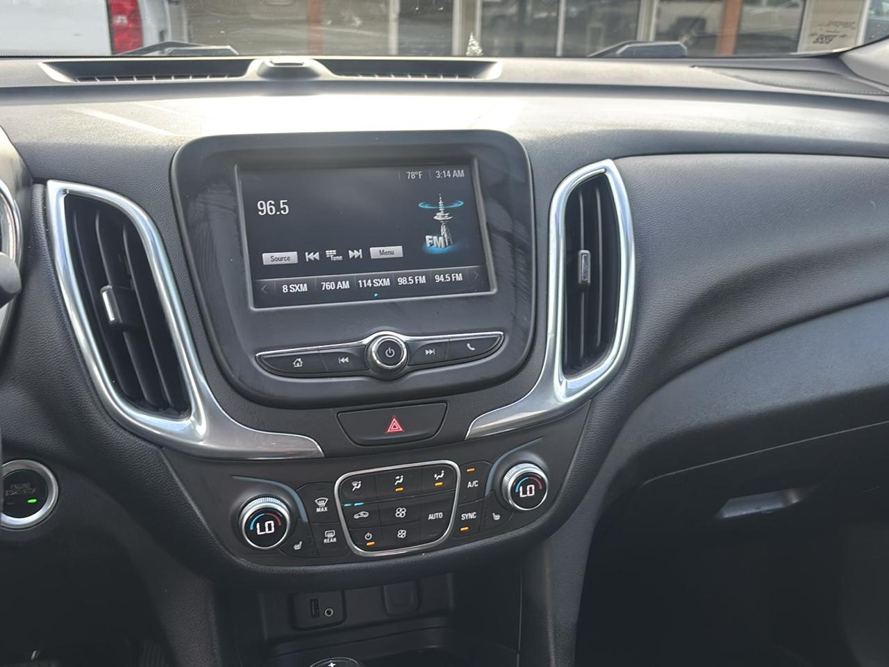 Chevrolet Equinox AWD 4dr LT w/1LT 2018