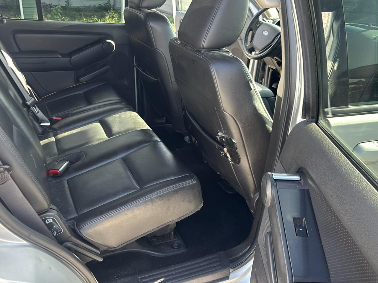 Ford Explorer 4WD 4dr V6 XLT 2009
