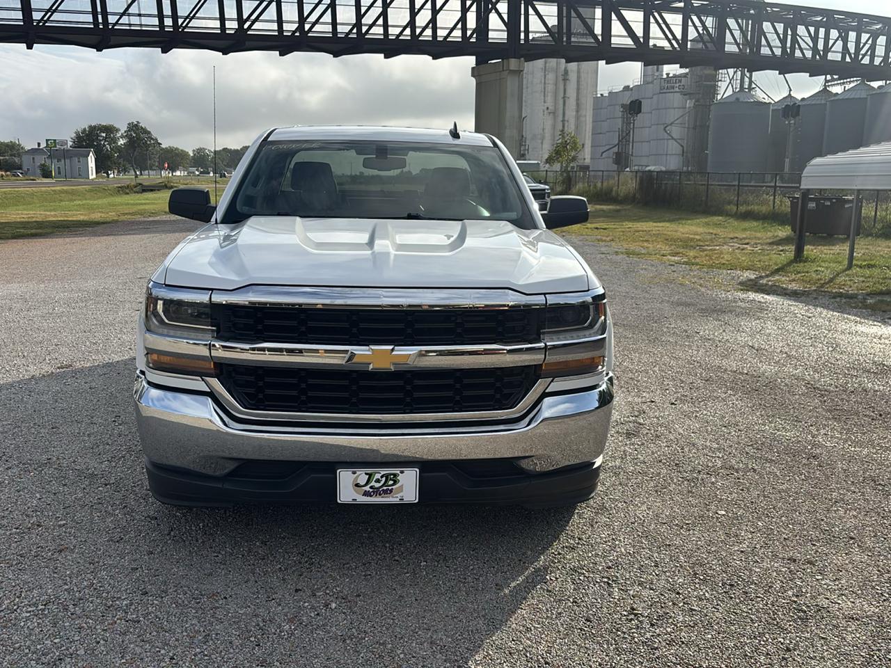 Chevrolet Silverado 1500 2WD Double Cab 143.5" LS 2018