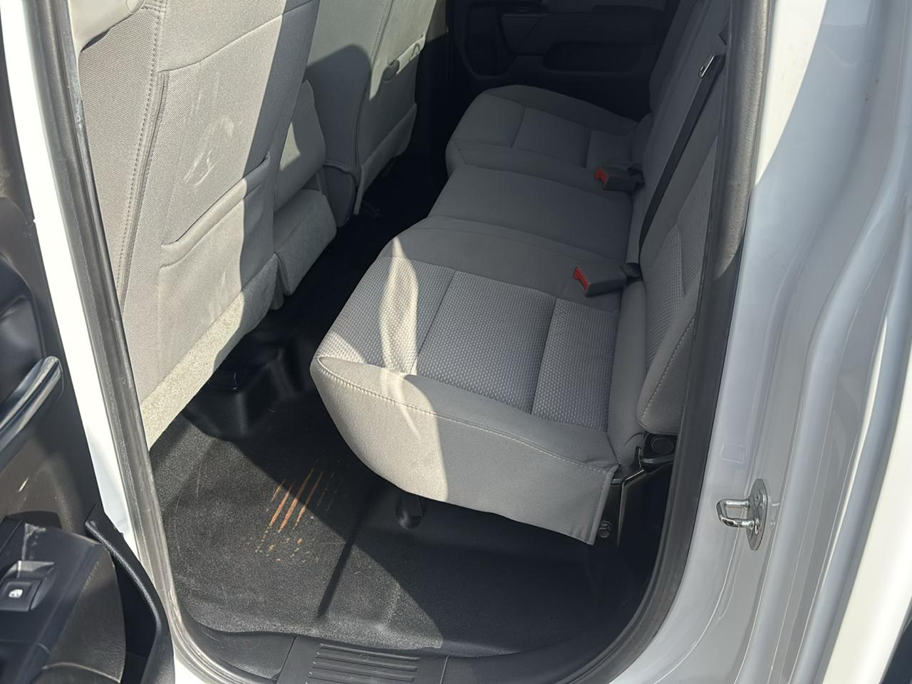 Chevrolet Silverado 1500 2WD Double Cab 143.5" LS 2018