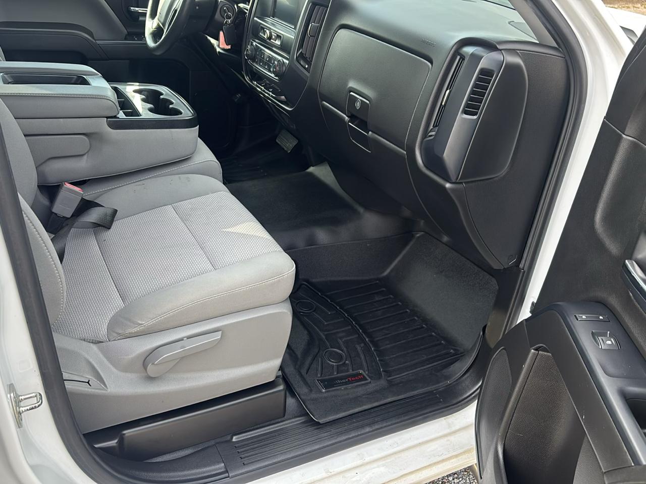 Chevrolet Silverado 1500 2WD Double Cab 143.5" LS 2018