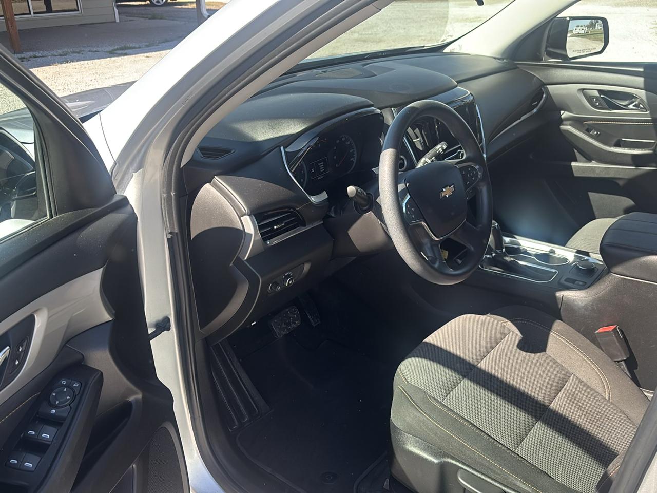 Chevrolet Traverse FWD 4dr LS w/1LS 2020