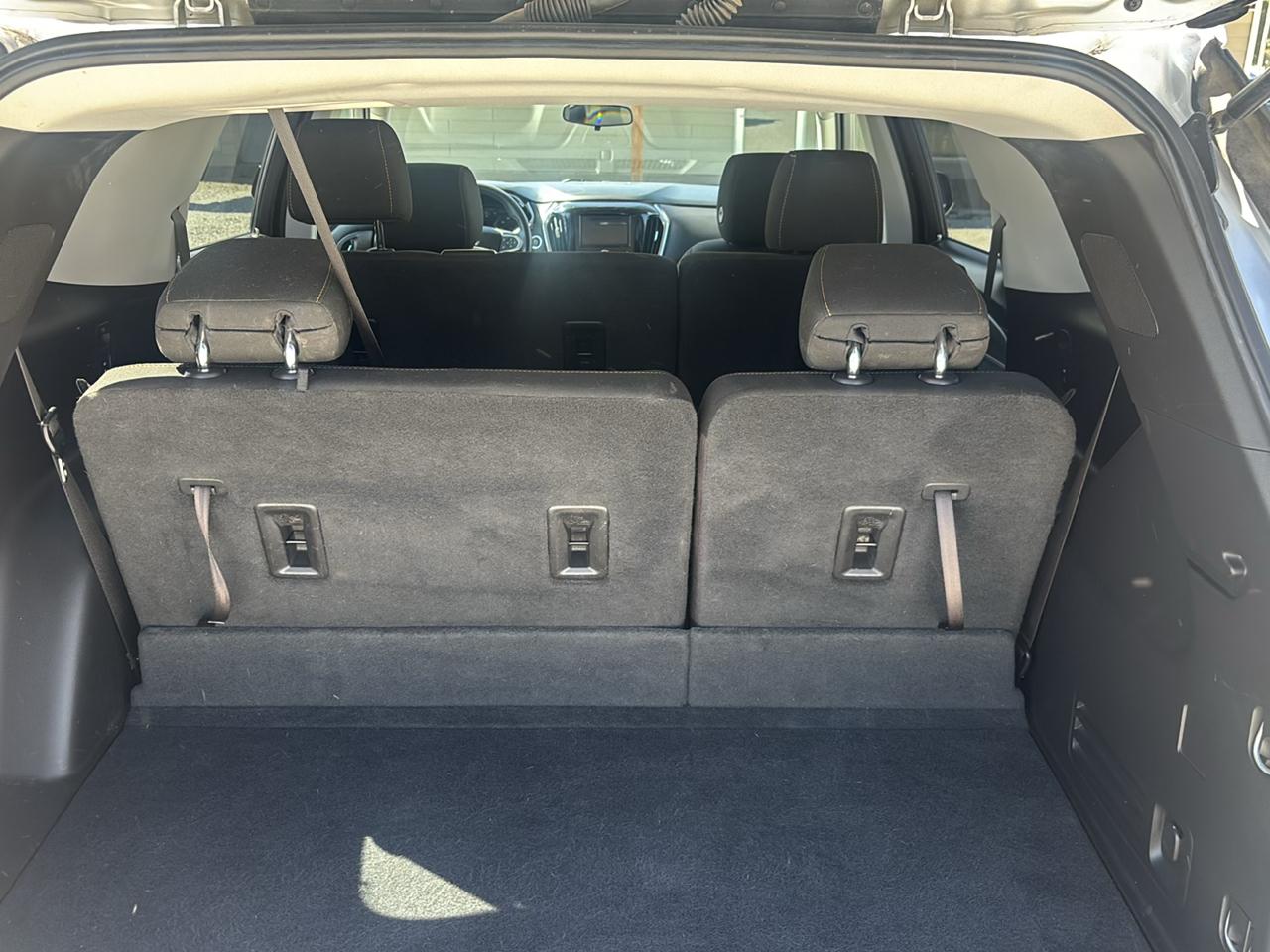 Chevrolet Traverse FWD 4dr LS w/1LS 2020