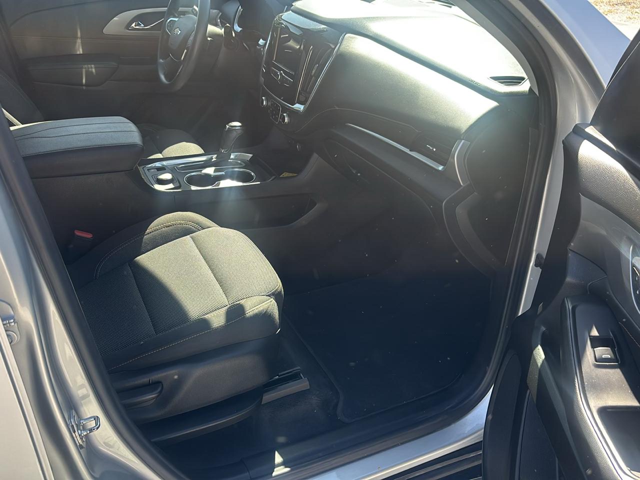 Chevrolet Traverse FWD 4dr LS w/1LS 2020