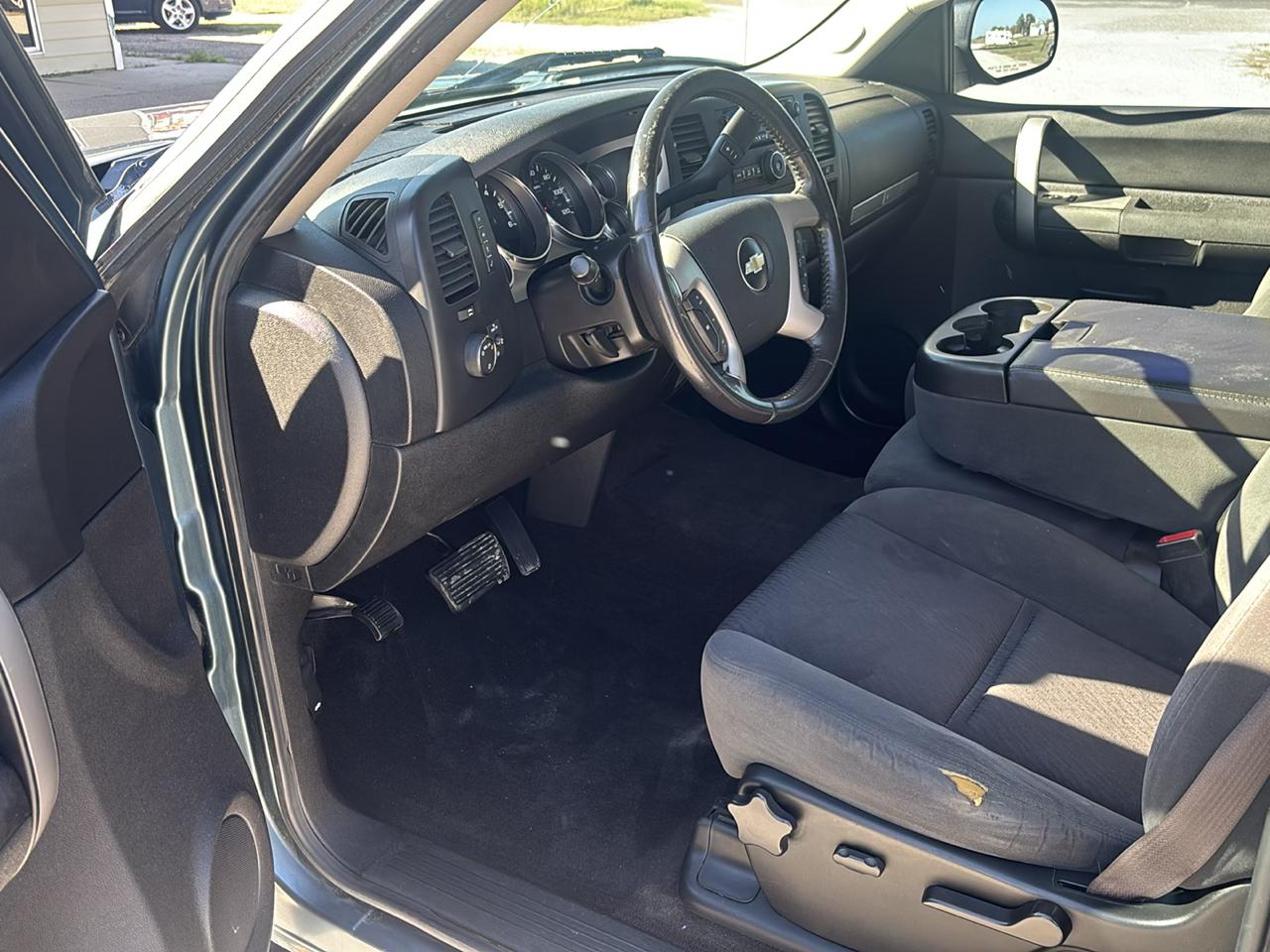 Chevrolet Silverado 1500 4WD Crew Cab 143.5" LT 2009